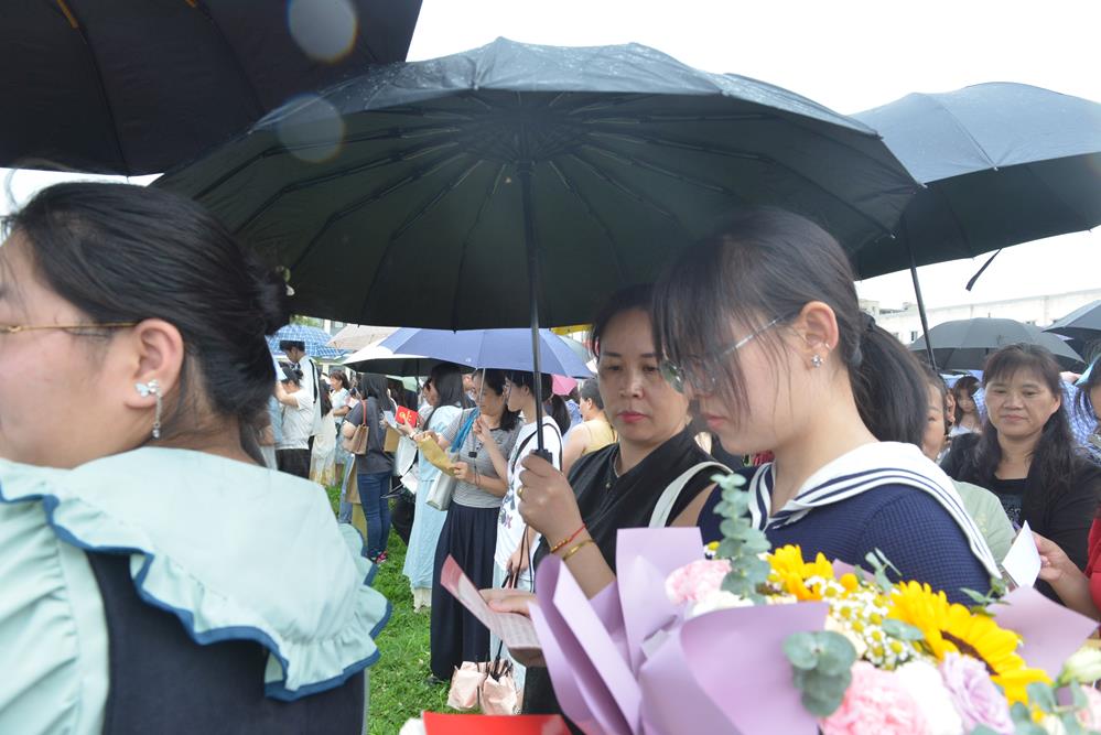 091b33c651434fb9990c18cc143bd477.JPG