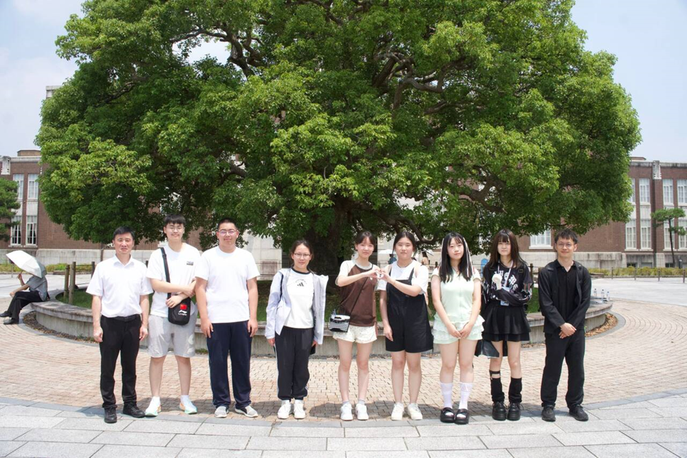 1c01af255a19419bb7aa5a9d380381ef.png 1c01af255a19419bb7aa5a9d380381ef.png