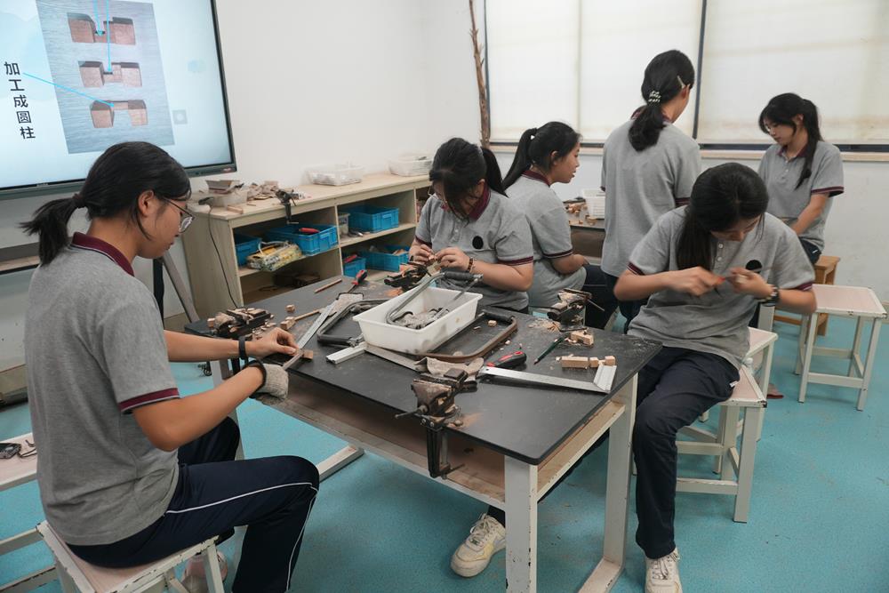 a57b95d2df******084a840eed18b783d.jpg a57b95d2df******084a840eed18b783d.jpg